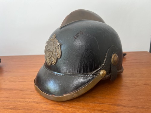 Antiker feuerwehrhelm gustav - feuerwehrhelm,
